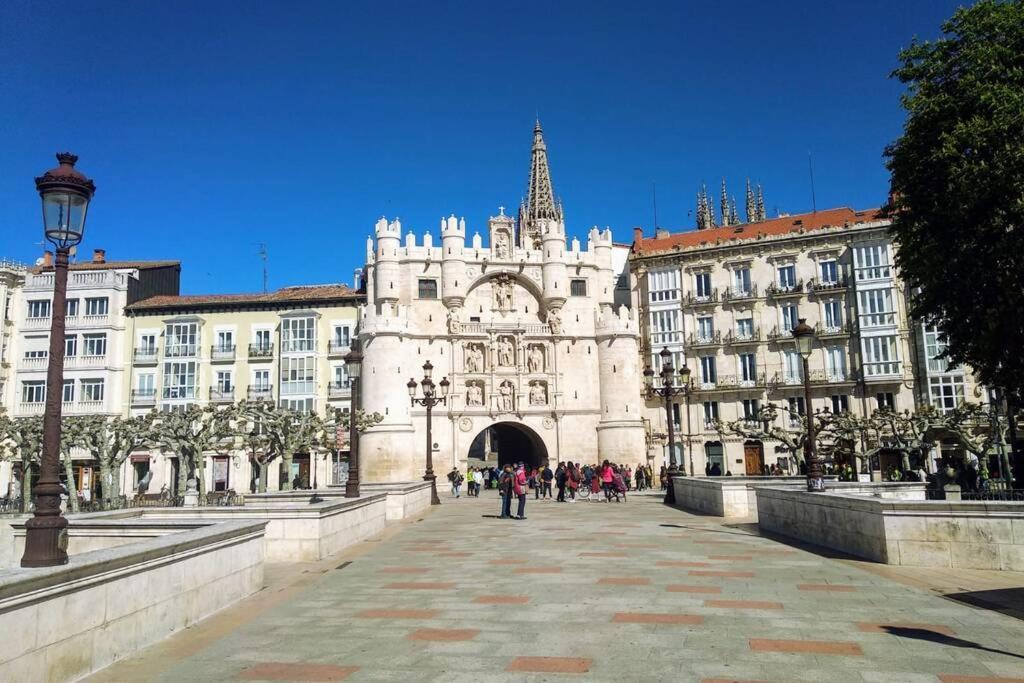 Tu Hogar En El Camino. Burgos Centro. Vut. Wifi Lejlighed Eksteriør billede